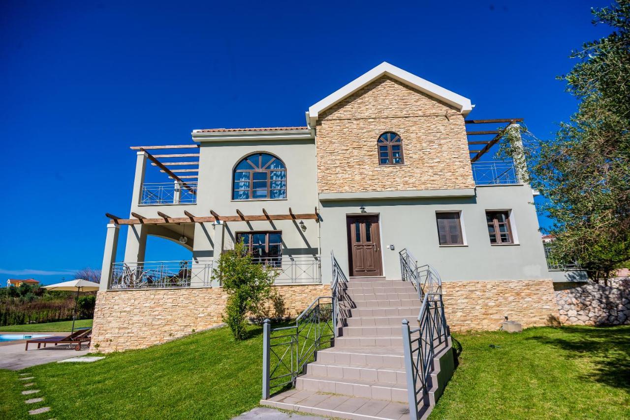 Filon Ktima Beachfront Upscale Villa Karavádhos エクステリア 写真