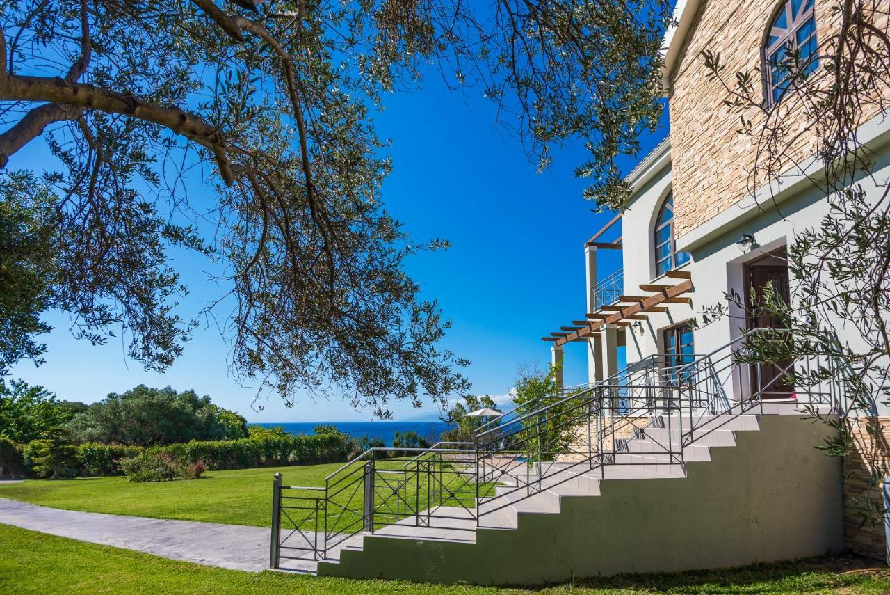 Filon Ktima Beachfront Upscale Villa Karavádhos エクステリア 写真