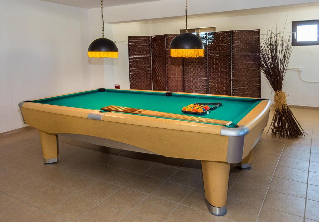 Filon Ktima Beachfront Upscale Villa Karavádhos エクステリア 写真